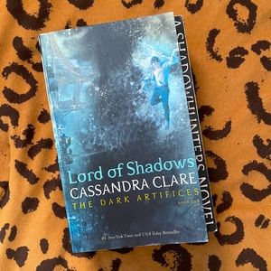 Lord of Shadows: The Dark Artifices, Book 2, A Shadowhunters Novel